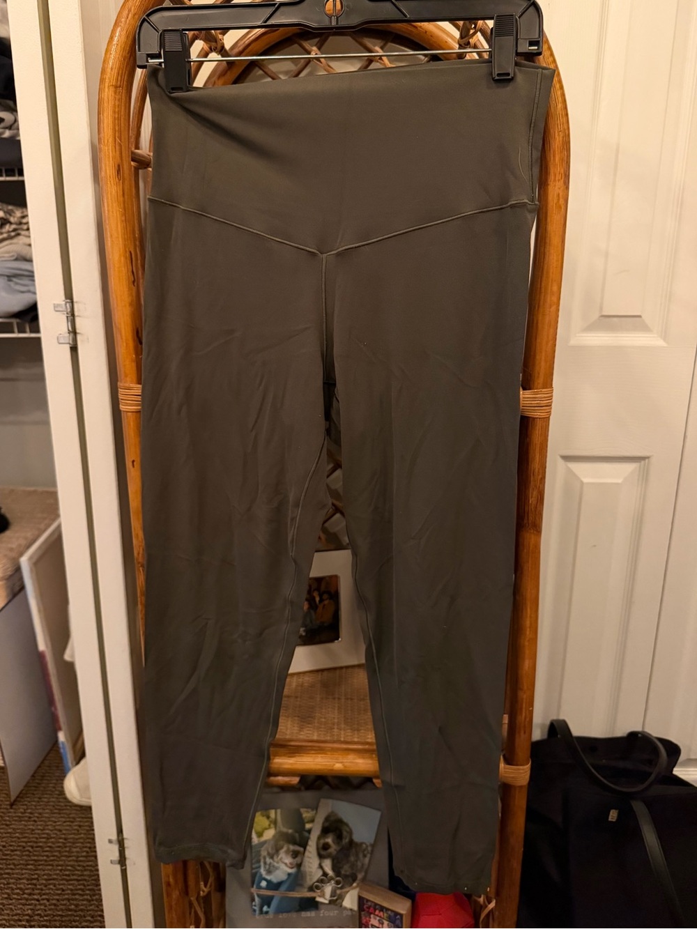 aerie High-Rise Olive V-Seam Leggings